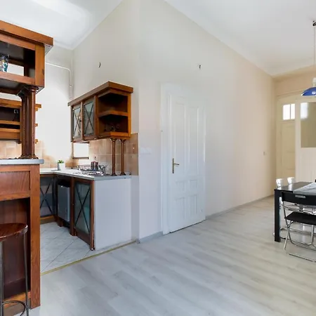 Budapesteasyflat Wesselenyi Διαμέρισμα *