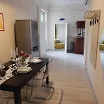 Budapesteasyflat Wesselenyi Apartment