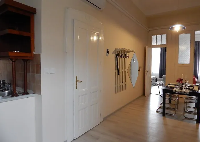 Budapesteasyflat Wesselenyi