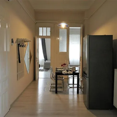 Budapesteasyflat Wesselenyi * 布达佩斯