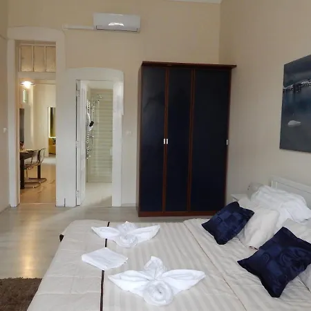 Apartament Budapesteasyflat Wesselenyi *